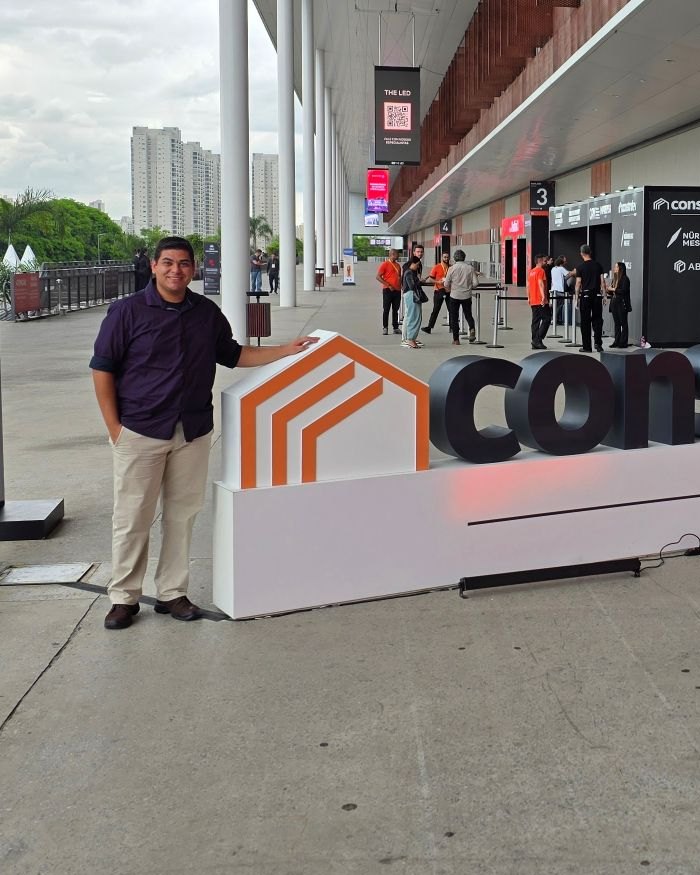 David Alexandre Marques, engenheiro civil, em vistoria